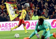 بطولة فرنسا: لنس يستعيد الصدارة بفارق نقطة عن سان جرمان