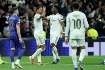 فينيسيوس وريال مدريد بحاجة إلى 