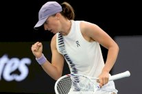 بطولة أستراليا: شفيونتيك تنجو من فخ الصينية يويه وتأهل سهل لغوف وأنيسيموفا ومدفيديف