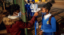 كوفيد يعيد مدارس جنوب أفريقيا عشرين عاماً الى الوراء