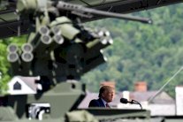 الانقسام الأميركي والاضطراب العالمي ودور الثقافة في الطمأنينة