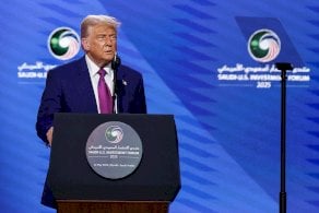 سوريا ترحّب برفع العقوبات وتصف قرار ترامب بأنه فرصة 