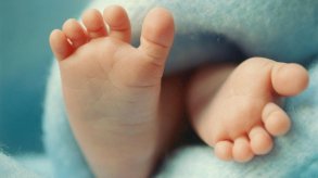 طفل من ثلاثة آباء؟ نعم، هذا ممكن في بريطانيا