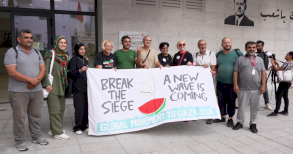 ناشطون يستعدون لمرافقة الأسطول الأكبر في طريقه لاختراق الحصار