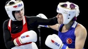 فازت نصار (إلى اليسار) ب 18 مباراة وخسرت 22 مبارة في مباريات الهواة - Getty Images