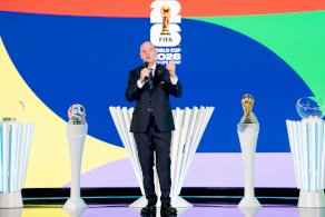 ماذا نعرف عن قرعة أكبر نسخة من كأس العالم لكرة القدم؟