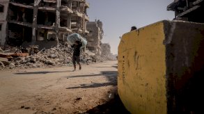 كتلة خرسانية صفراء في مدينة غزة - Anadolu via Getty Images