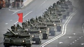 من استعراض عسكري روسي احتفالاً بيوم النصر - Getty Images