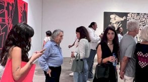 ضياء العزاوي يوثق فنيًا مآسي الموصل وحلب في معرض 