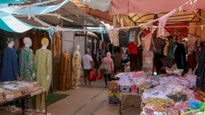 استمرار إغلاق معبر رأس الجدير بين تونس وليبيا يهدّد الحركة التجارية في المنطقة