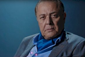 محمود عبد العزيز يتألق بجاسوسية 