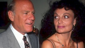 باري ديلر يعترف بعلاقاته المثلية قبل زواجه