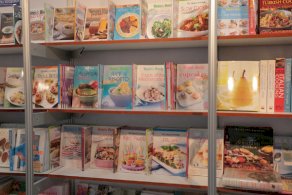 طهاة العالم يعرضون أطباقهم في الشارقة الدولي للكتاب