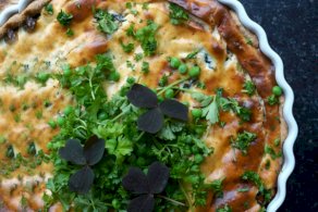 تورتة الكراث والسبانخ مع الكوريزو