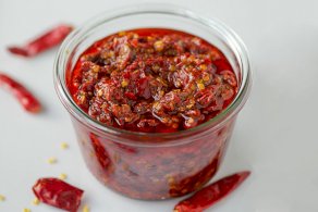 سمك الانشوجة مع الحر