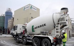 القضاء الفرنسي يلغي الملاحقات بحق 