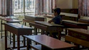 في لبنان.. معلمة تطرد تلميذًا رفض التبرع لحزب الله!