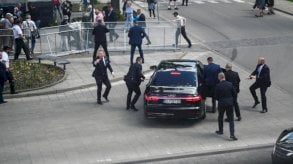 عاجل: إصابة رئيس وزراء سلوفاكيا بطلق ناري ونقله للمستشفى
