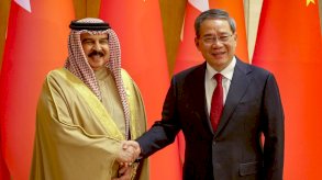 ملك البحرين يمد من الصين يد السلام لإيران