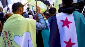 تحول لافت في مفاوضات قسد ودمشق.. وماكرون يدخل على الخط