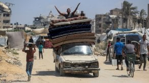 عاجل: حماس توافق على وقف إطلاق النار مقابل 10 رهائن أحياء