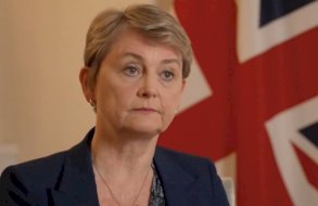 وزيرة الخارجية البريطانية ومحادثات في عمّان 