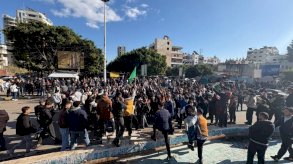 المظاهرات في طرطوس واللاذقية تطالب بتقرير مصير وفيدرالية