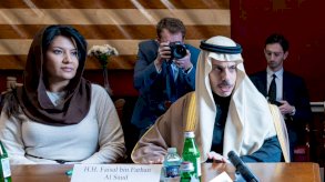 وزير الخارجية السعودي الأمير فيصل بن فرحان لدى لقائه رئيس لجنة الشؤون الخارجية بمجلس النواب الأميركي النائب براين ماست (واس)