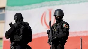 من قوات الأمن الإيرانية في طهران - 12 يناير 2026