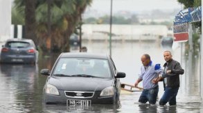 أمطار غير مسبوقة في تونس تُغرق الشوارع والمنازل