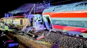 حادث قطار مروع في اسبانيا