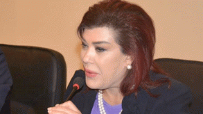 الدبلوماسية والسياسية العراقية صفية السهيل التي تم تعيينها في الخميس 11 مايو\ أيار 2023 سفيرةً فوق العادة في السعودية (تويتر)