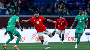 مصريون يتساءلون : 