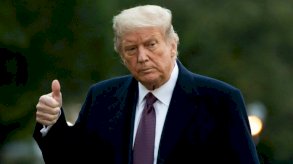 الرئيس الأميركي دونالد ترمب يقر القانون بالرغم من معارضة روسيا