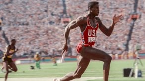 أولمبياد لوس انجليس 1984: كارل لويس.. أسطورة حتى الثمالة