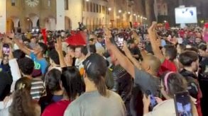 زغاريد وأفراح في ساحات وشوارع المغرب احتفالا لفوز 