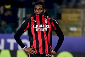 بطولة إيطاليا: ميلان يفرط في فرصة انتزاع الصدارة ولو موقتا