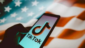 فايننشال تايمز: هل يُباع تيك توك بموجب قانون أميركي قريباً؟