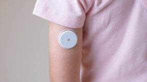 تباع في دول عربية.. FDA الأمريكية تستدعي ملايين أجهزة مراقبة السكر بسبب عطل 