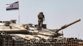 الدم الفلسطيني أغلى من فذلكات جنرالات الشاشة