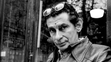 يوسف شاهين في فترات الشباب