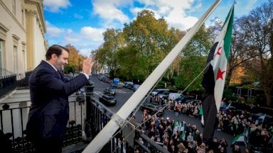 سوريا.. الشيباني يشعل تفاعلا بأول صورة