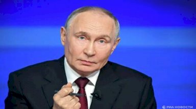 التايمز: مرة أخرى.. بوتين يتفوق دبلوماسياً على زيلينسكي 