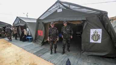 مستشفى ميداني أقيم في منطقة جبلية لمواجهة قساوة الشتاء