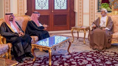 سلطان عمان مستقبلاً وزير الخارجية السعودي يوم 24 كانون الأول (ديسمبر)