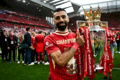 النجم المصري محمد صلاح مهاجم ليفربول الانكليزي