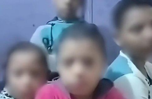 عرضت أم مصرية أطفالها للبيع، على منصات التواصل الاجتماعي - 