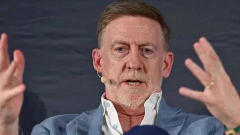 بيل أوينز، صوت هادئ في كواليس الصحافة الأميركية، قاد 